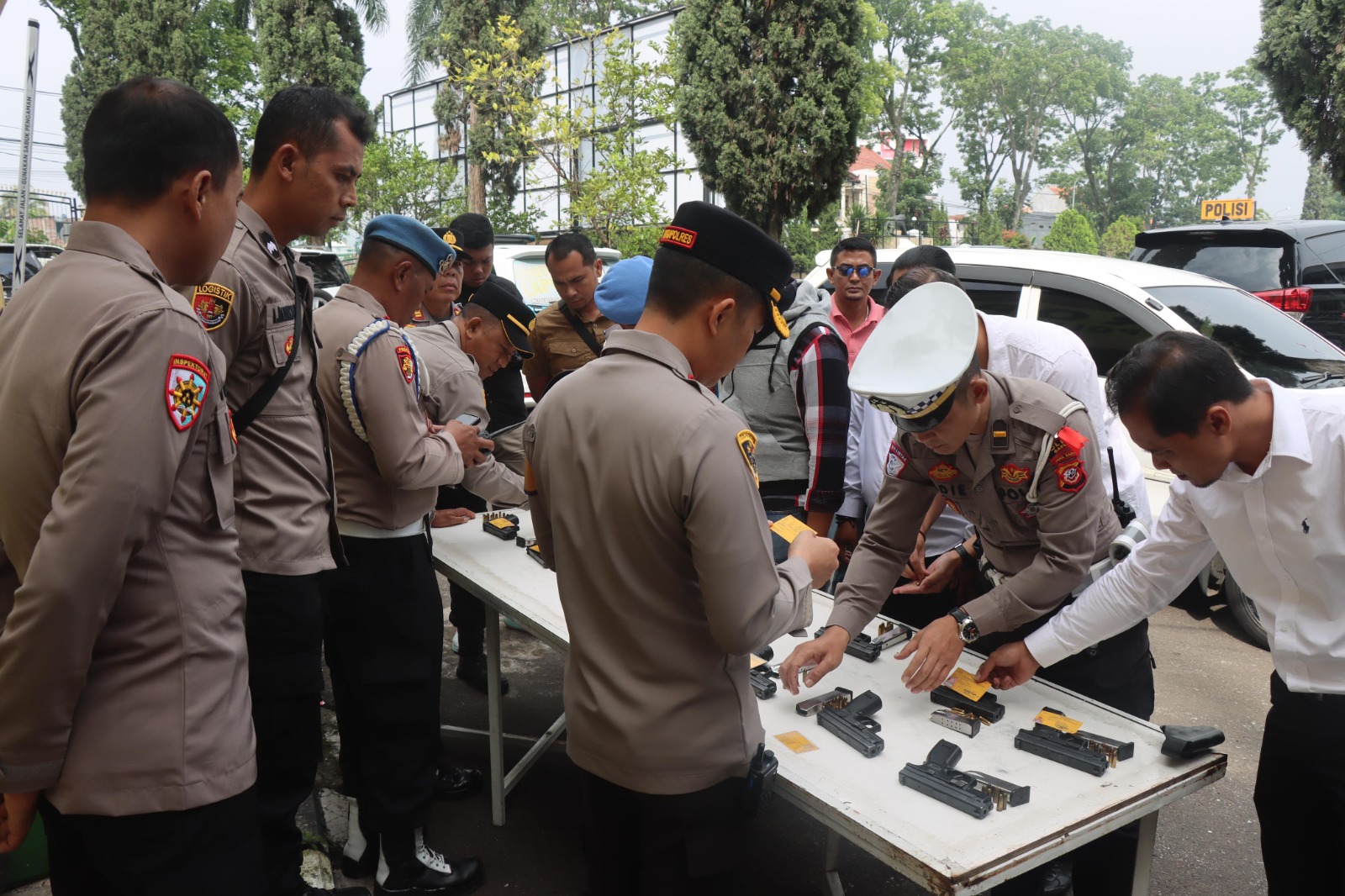 e8e1f09af83b40a595ec153375a22335